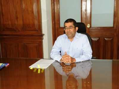 BMC Commissioner Praveen Pardeshi transferred to urban development; Iqbal Chahal is the new BMC chief