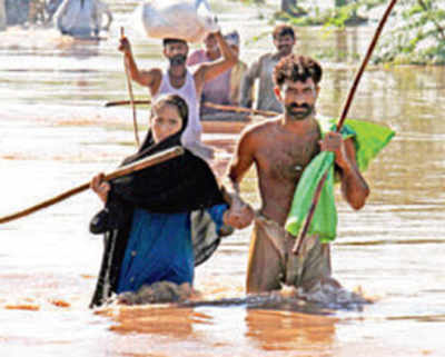 Nearly half a million affected in Pak floods