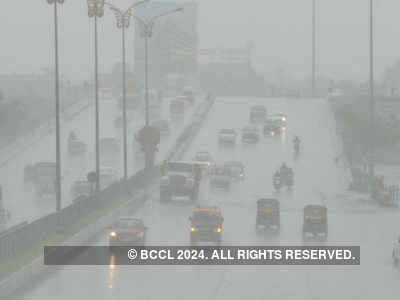Mumbai rains: Heavy rain hits city; waterlogging reported at Hindmata, Sion, Kurla