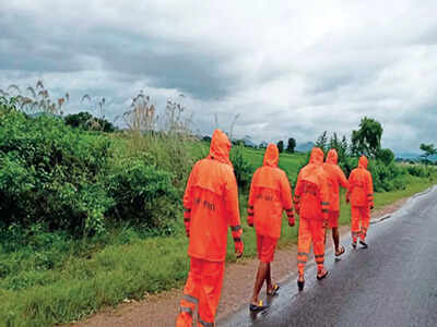 Cyclone Gulab makes landfall in Andhra-Odisha coast