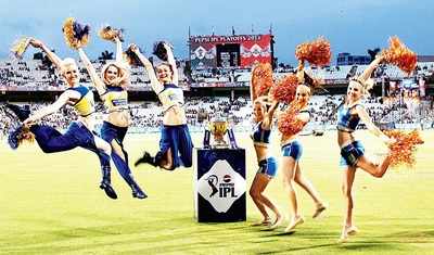 IPL and the big bang deal: May the fours be with you