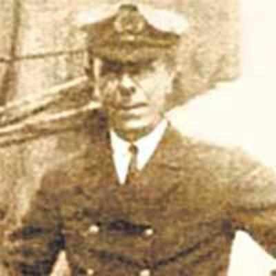 Man who steered Titanic to iceberg was '˜racked with guilt' over sinking