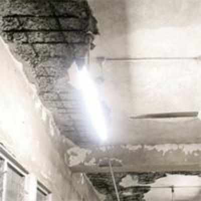 Slab collapse injures two Bhagwati Hospital nurses