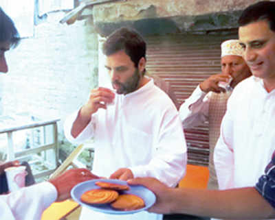Meanwhile, Rahul stops for tea in separatist hub