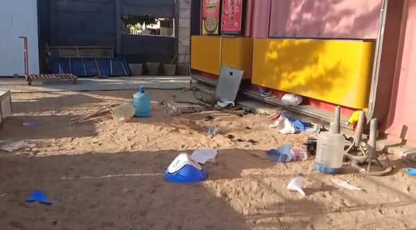 CO2 cylinder blast at soda shop kills worker