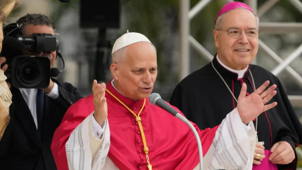 Pope celebrates first anniversary of election with visit to Pompeii to pray at shrine