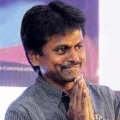 Murugadoss plans his next Hindi remake