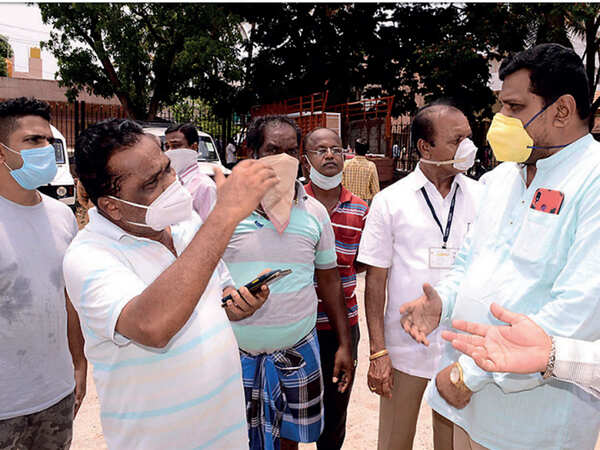 Mandya MLC & son held for brawl at testing centre