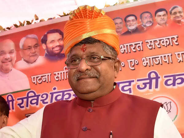 Ravi Shankar Prasad ends election campaign with roadshow