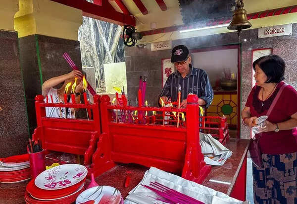 City Chinese pay tribute to first settler at Achipur