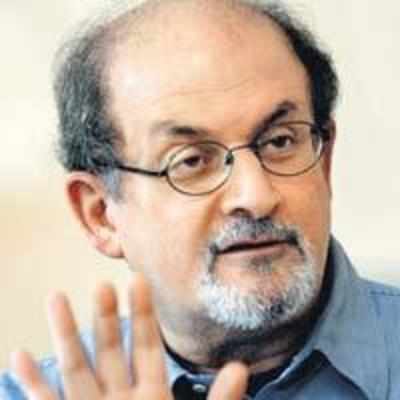 Rushdie sells his personal archive to American Univ