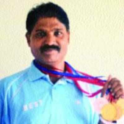 Airoli athlete bags triple gold and silver at veterans' national championship