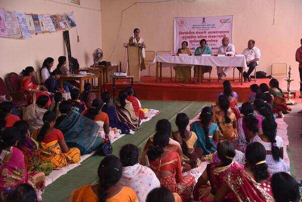 Govt must educate farmers' widow on rights, says VijayJawandhia