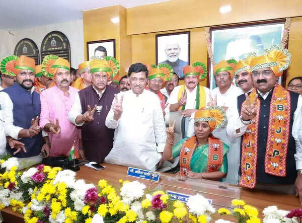 BJP wrests control of Nanded Waghala civic body after 28 years, Kavita Mule elected mayor