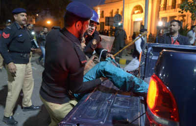 Lahore blasts: 16 dead, several injured in suicide bombing