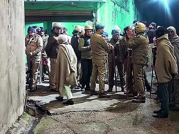 2 killed in clashes during Sant Ravidas Jayanti in Roorkee village; 35 detained