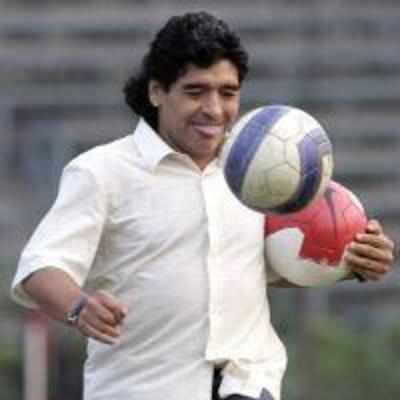 Maradona wants to help Indian football