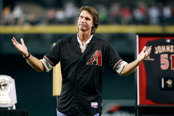 Randy Johnson’s three-word comment steals attention after daughter Willow Johnson’s heartfelt announcement
