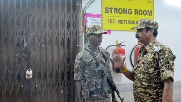 3-layer security grid in place: 1,500 personnel guard Kolkata strong rooms ahead of counting day