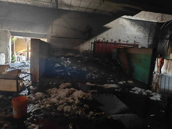 Fire breaks out at mill in Sanawad, cotton bales gutted