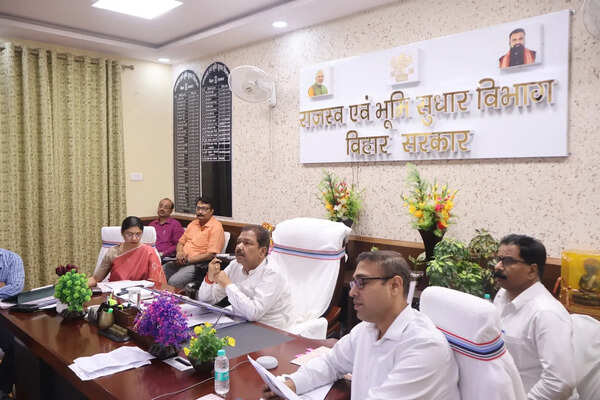 14 COs and revenue officials charged with graft, dereliction of duty