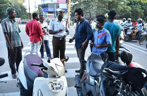 Coimbatore police plan to seize vehicles with more than five pending traffic challans to send out a strong message to repeat offenders