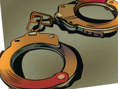 Thane: Senior assistant with primary education department caught red-handed while accepting bribe