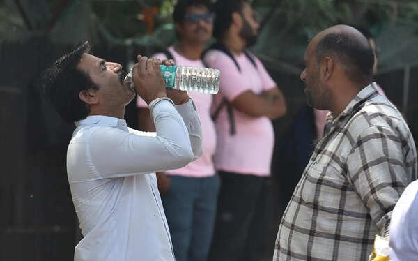 Gurgaon’s night temperature crosses 20°C for the first time this season; it will only get warmer