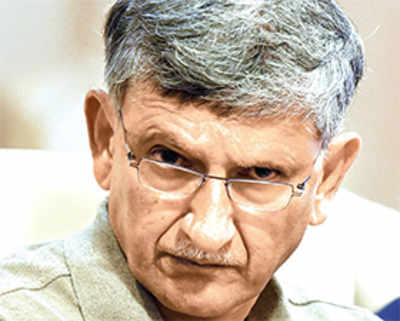 Want to see how new secy implements reforms: Shirke