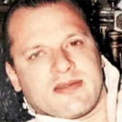 Headley's handler used Indo-Pak cricket match as cover for a recce