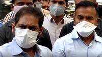 Covid-19: Guardian minister Nitin Raut takes stock of the vaccination centres in Nagpur 