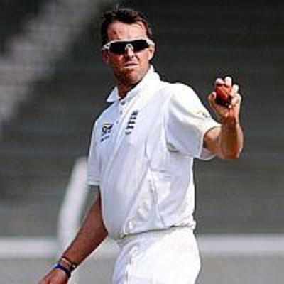 Graeme Swann scalps Sachin Tendulkar in 1st Test