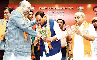 Rupani pips Patel to Gujarat CM post