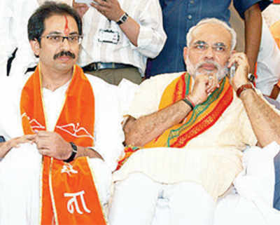 Thaw in cold war: Modi to share stage with Uddhav on April 21