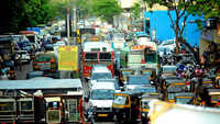 Mumbai: Commuters face heavy traffic snarls as BMC closed Oshiwara-Goregaon bridge 