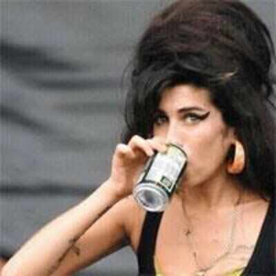 Amy Winehouse Died After Drink And Drugs Binge