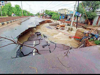 Rains kill two in Telangana