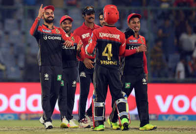 IPL 2017: Royal Challengers Bangalore beat Delhi Daredevils by 10 runs, end campaign on high