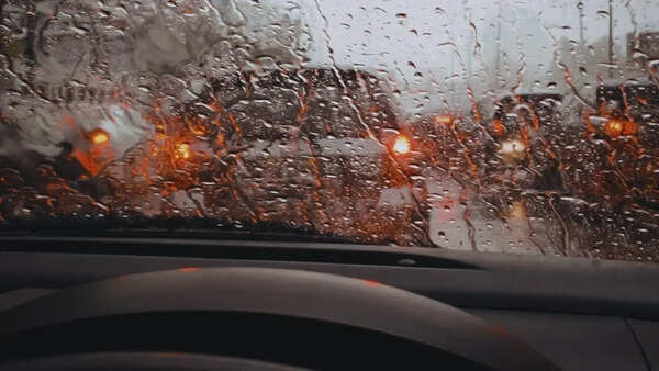 Heavy rain, thunderstorms across these Indian states; 5-day alert for Northeast and East to impact travel plans