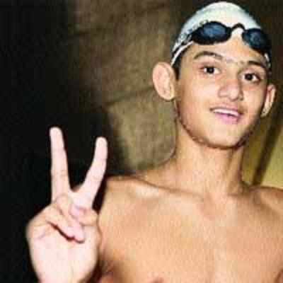 City boy Viraj Prabhu sparkles at  national school games swimming gala