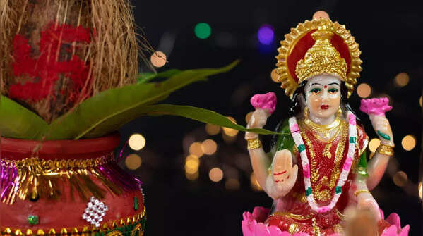 ‘Hreem Shreem’ Lakshmi mantra