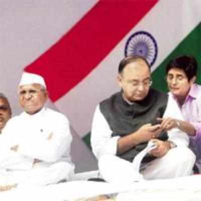 Parties clamber on Anna bandwagon before polls