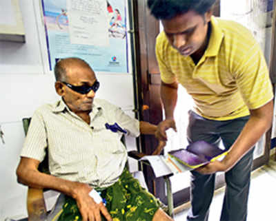 75-yr-old checks out of hospital for a day to withdraw cash