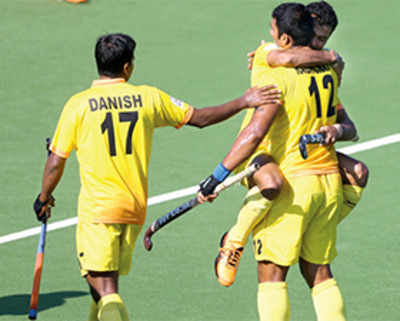 Indian hockey team wins opener, beat Wales 3-1
