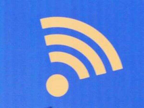 Wi-Fi hotspots on the cards at 4,000 railway stations