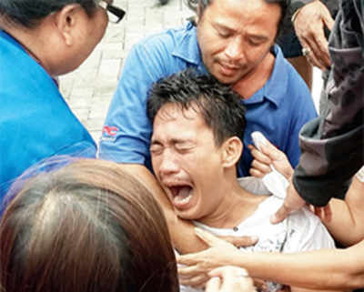 35 die in Philippines ferry capsize