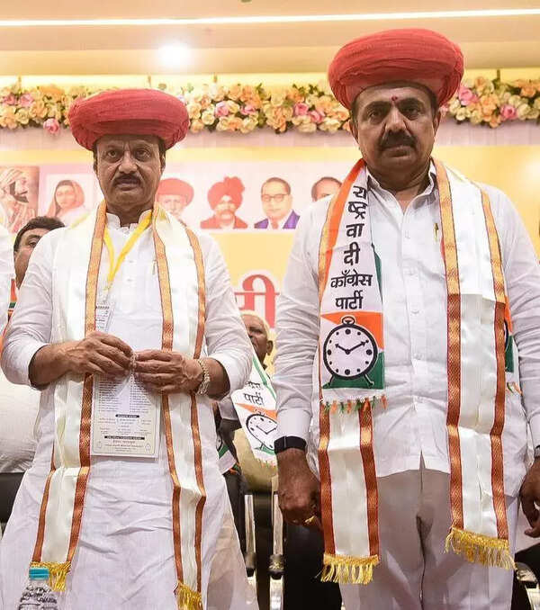 Ajitdada wanted NCPs to unite while Sharad Pawar is still around: Jayant Patil