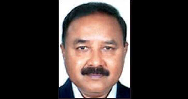 TRS MP Banda Prakash booked for college fund embezzlement