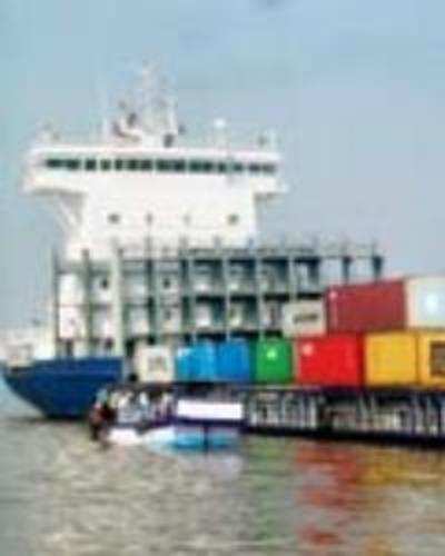 Cargo ships collide in Hooghly, no casualty