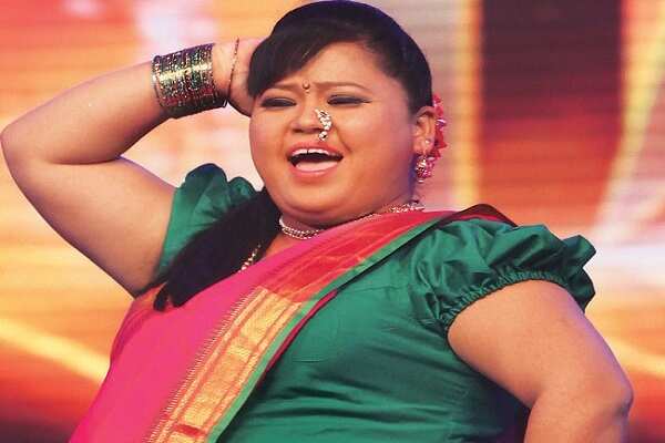 Bharti Singh aka Lalli plays guitar, take a look at the video